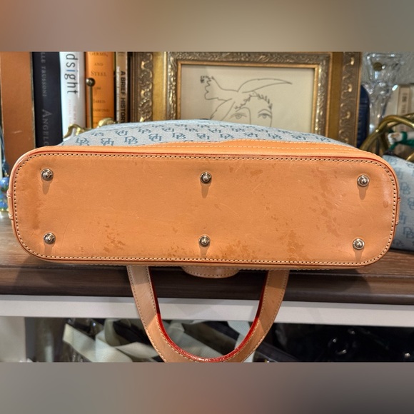 DOONEY & BOURKE Signature Logo Fabric Tote Light Blue H909C Approx 13”L x11.75”H - Picture 15 of 16